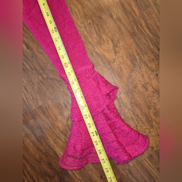 Betsey Johnson NWT Pink Lightweight Knit Ruffle Cardigan - Picture 6 of 8